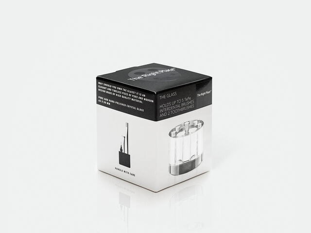 THE GLASS PACKSHOT SIDE