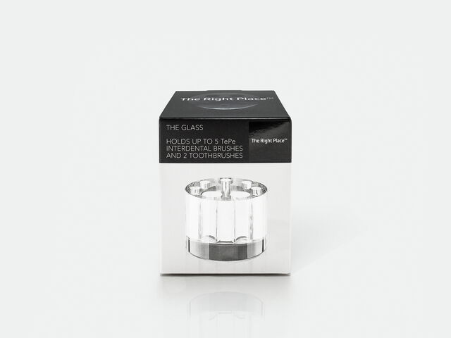 THE GLASS PACKSHOT FRONT